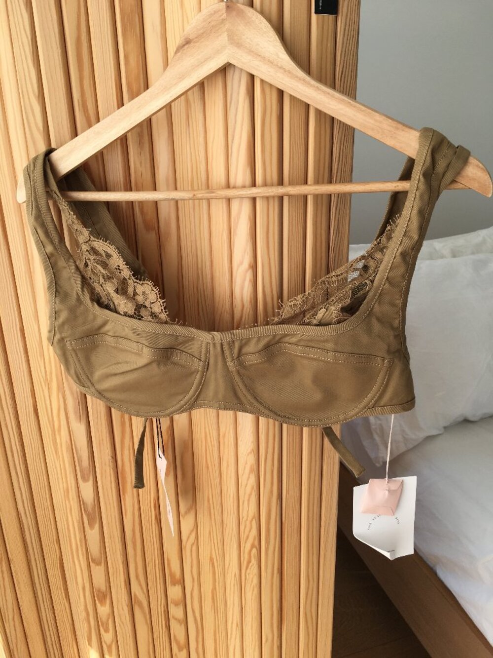 Orseund Iris tan crop top bra with lace detail XL